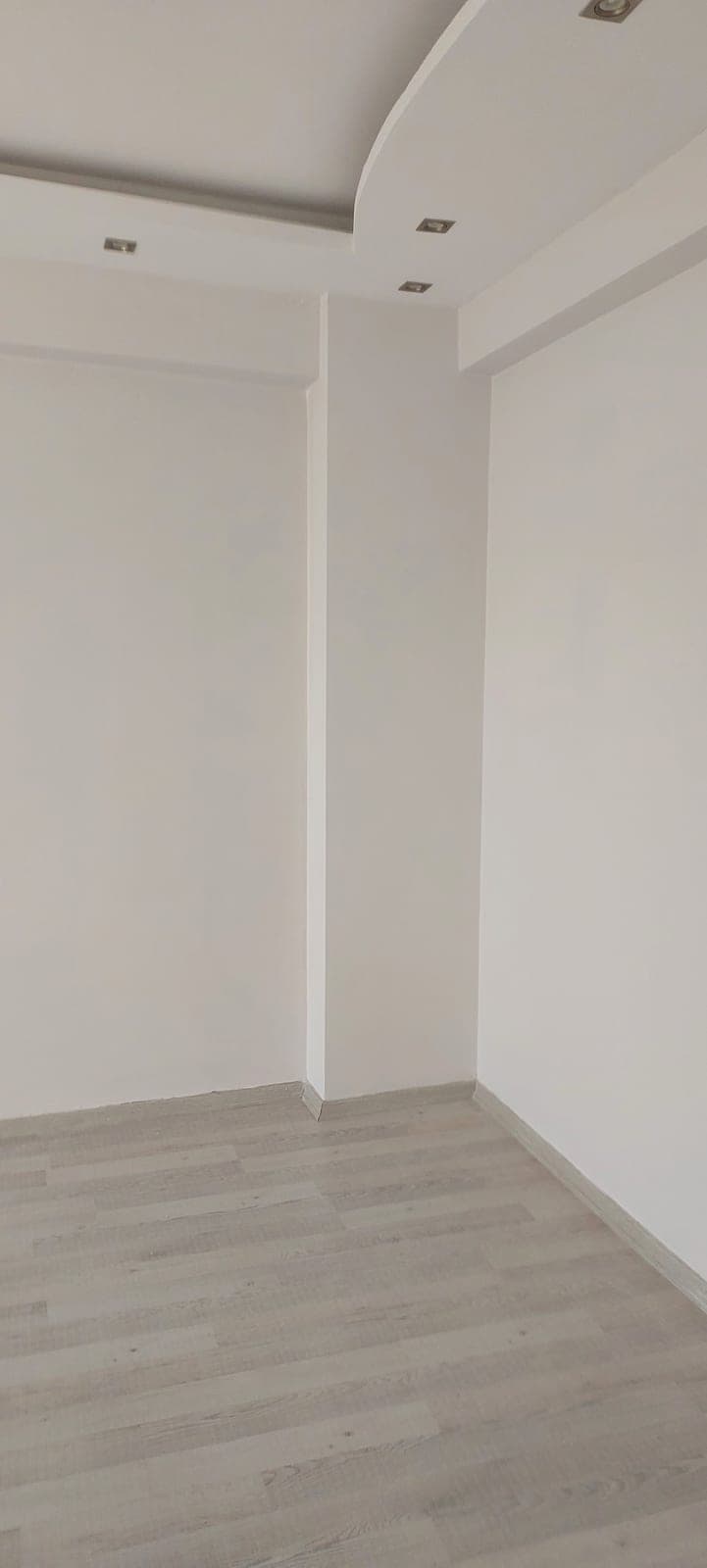 Oda duvar ve tavan boyası